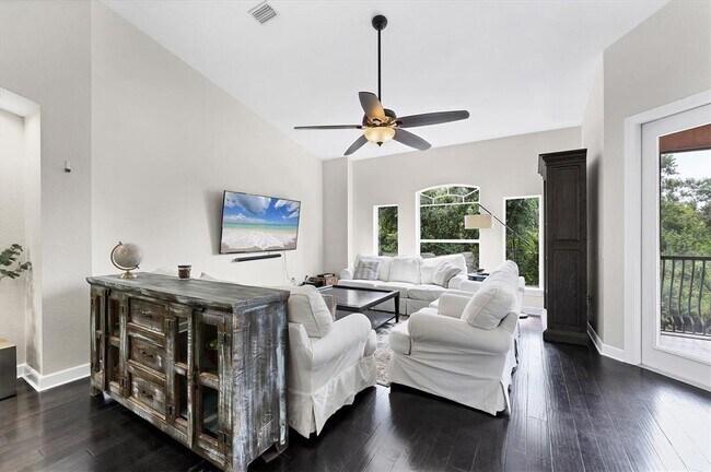 Building Photo - 5469 46th Ct W