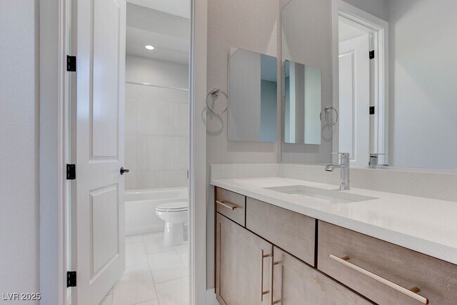 Building Photo - 4778 Outlook Peak St