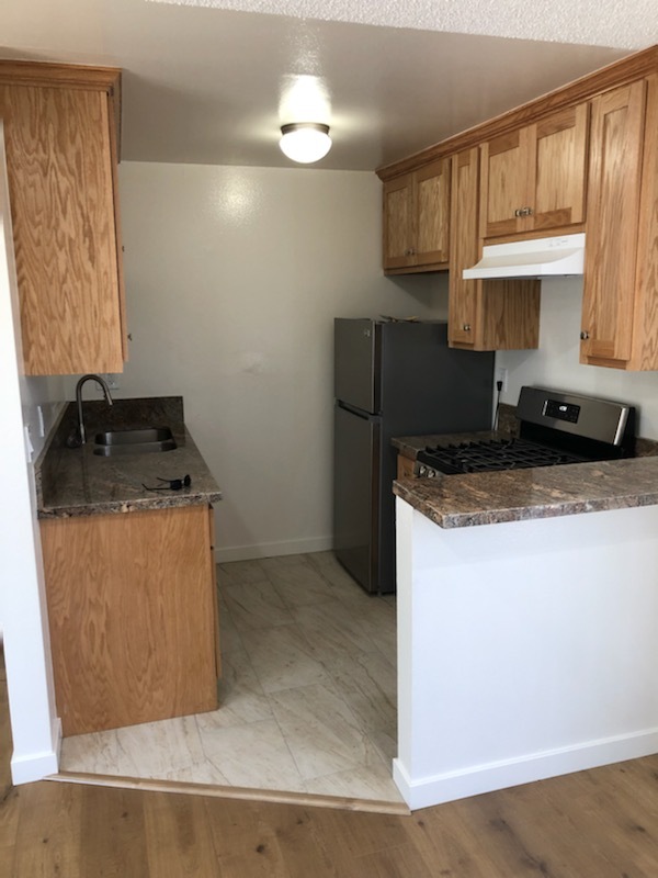 new kitchen floor - 29 W Bort St