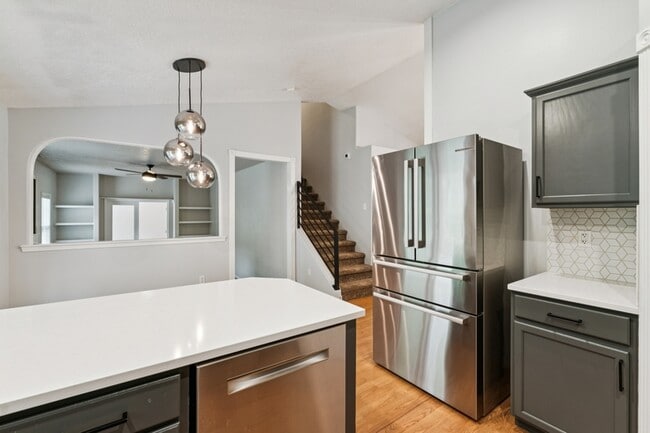 Building Photo - 5998 S Wallflower Pl