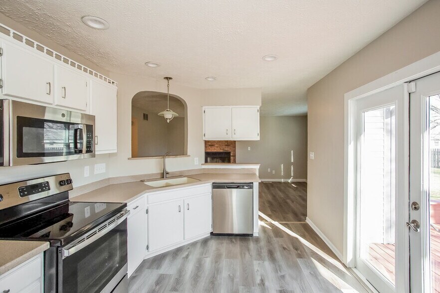 Building Photo - 5945 Terrytown Pkwy