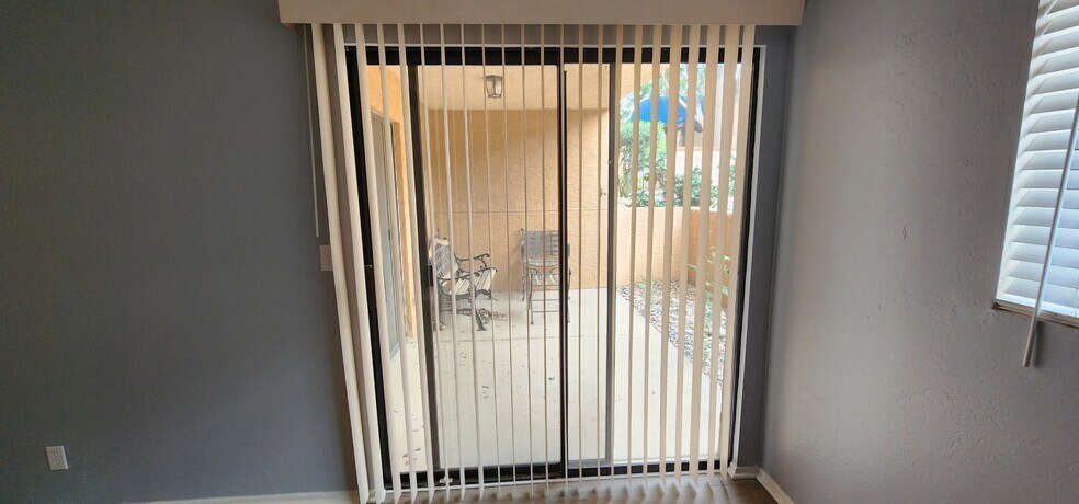 Building Photo - 3031 N Civic Center Plz