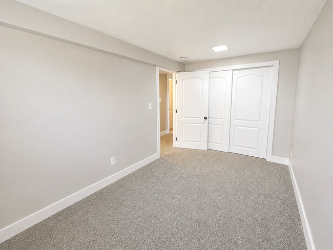 Building Photo - Spacious 4-Bedroom, 2-Bath Home with Updated Interior