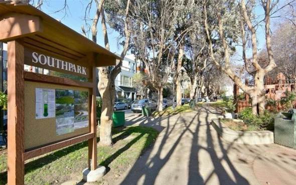 Building Photo - Rare Loft Style Condo, Huge Windows, High Ceilings, 1.5BR/2BA/3 Stories, Perfect Location!