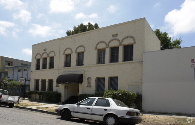 Building Photo - El Vine Apartments