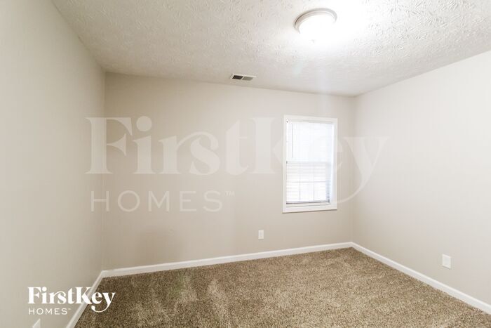 Building Photo - 1394 Cone Cir