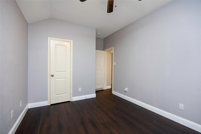 Building Photo - 3610 Carolina Canyon Ct