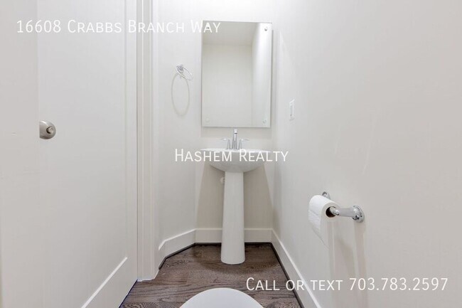 Building Photo - 16608 Crabbs Branch Way