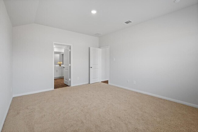 Building Photo - 336 Callado Cir
