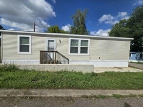 Building Photo - 263 Mallard Ln