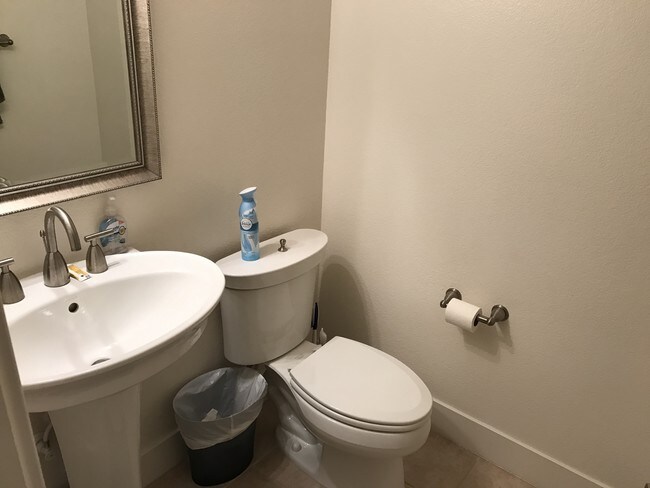 Building Photo - 4201 Juniper Ln