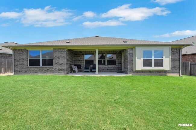 Building Photo - Stunning 4BR House in Leander
