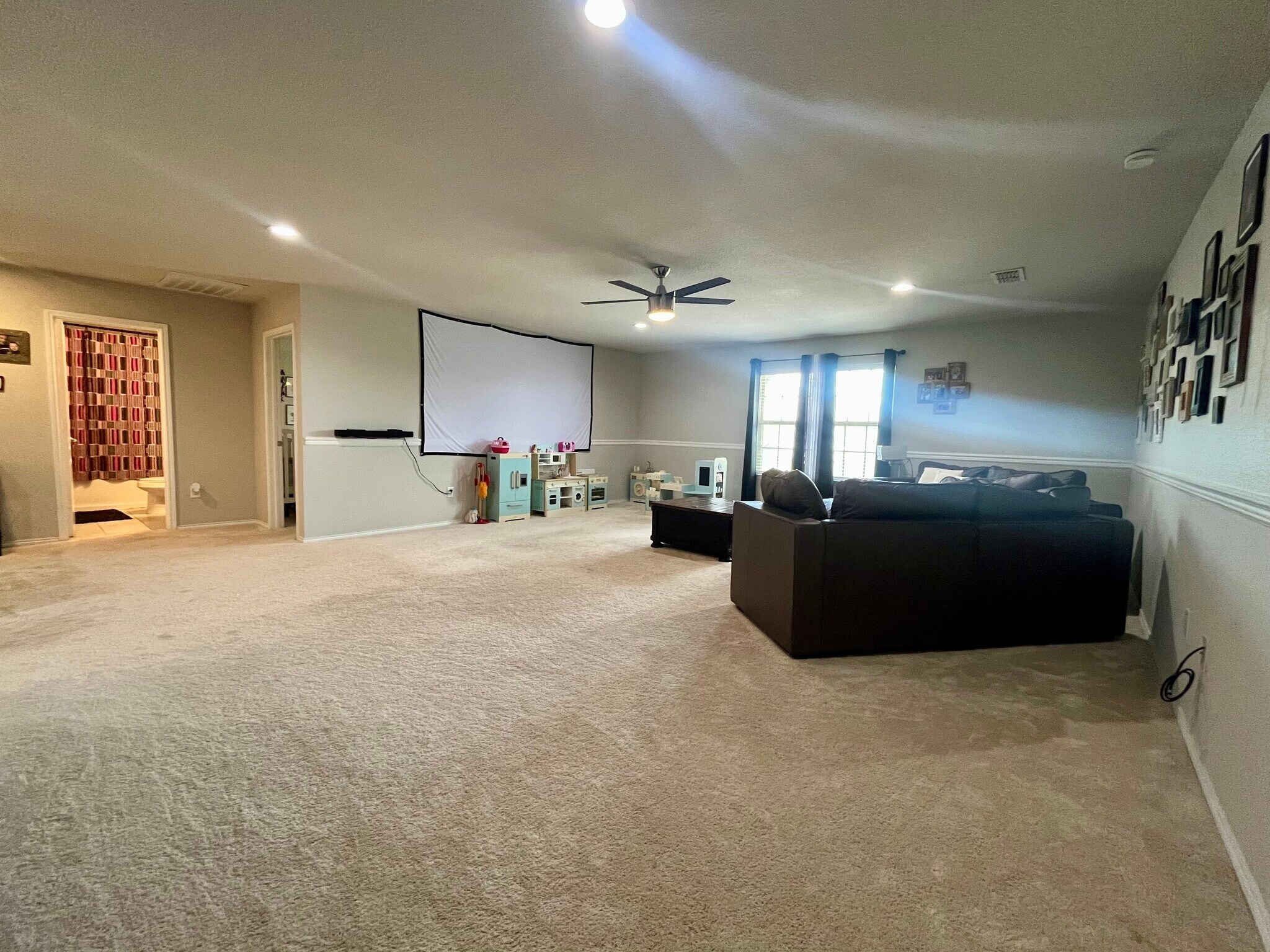 Building Photo - 2432 Whispering Pines Dr