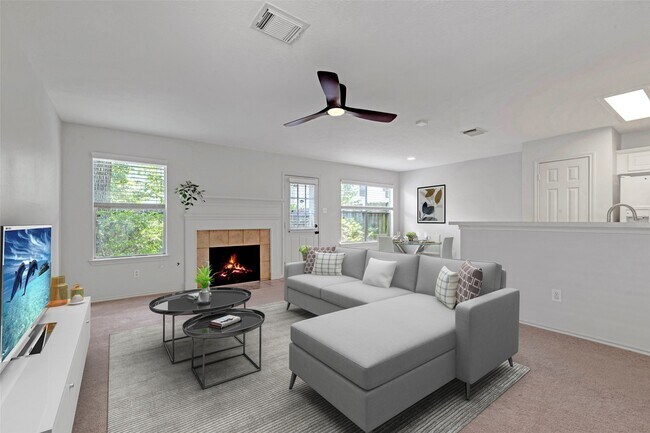 Building Photo - 218 Blushwood Pl