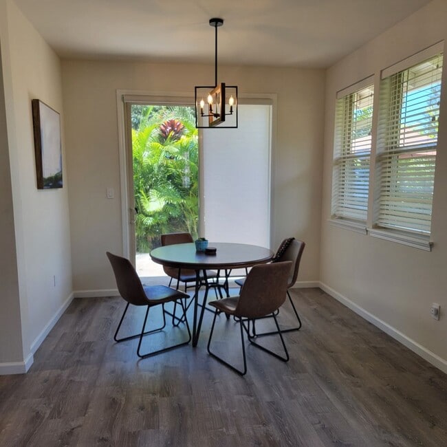 Building Photo - Kahoma Village Home Fully Furnished