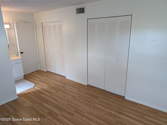 Building Photo - 3135 Shady Dell Ln