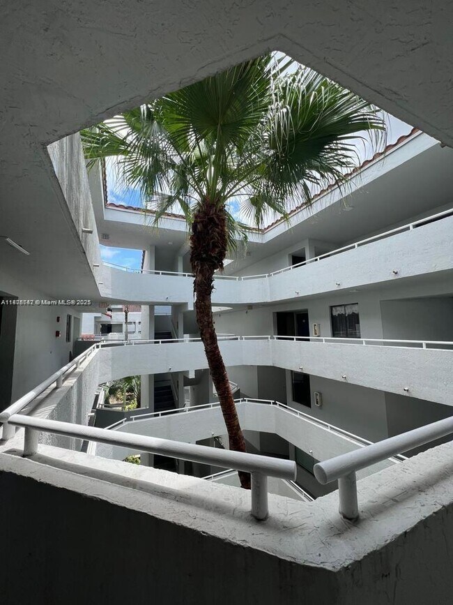 Building Photo - 8205 SW 152nd Ave