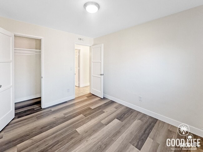 Building Photo - Fond Du Lac Ave