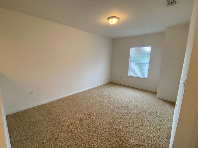 Building Photo - AVALON PARK EAST ORLANDO-$500 OFF THE FIRST MONTH'S RENT