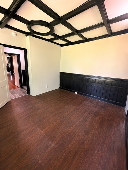 Building Photo - 266 8th St