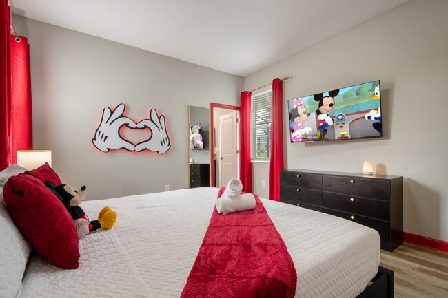 Building Photo - 4761 Kings Castle Cir