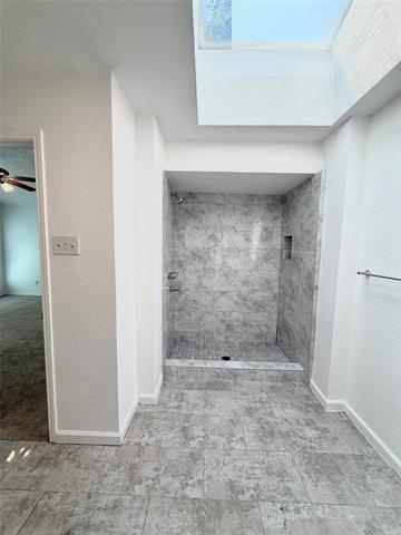 Building Photo - 1506 Hindsdale Dr