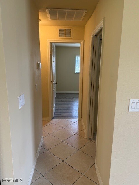 Building Photo - 2303 NW 37th Ave