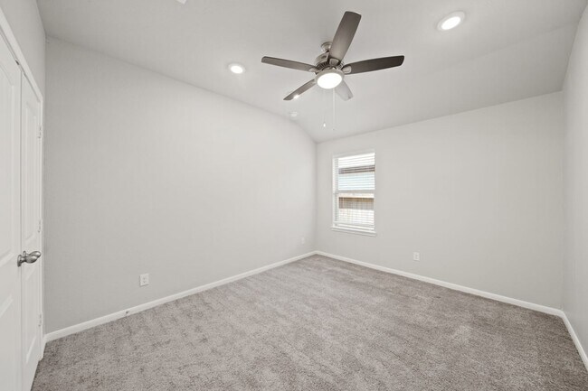 Building Photo - 2307 Gentle Breeze Ln