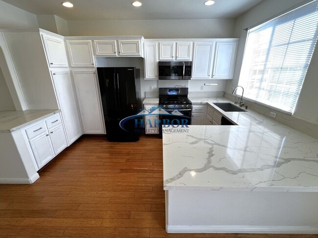 Building Photo - 1322 Harmony Way