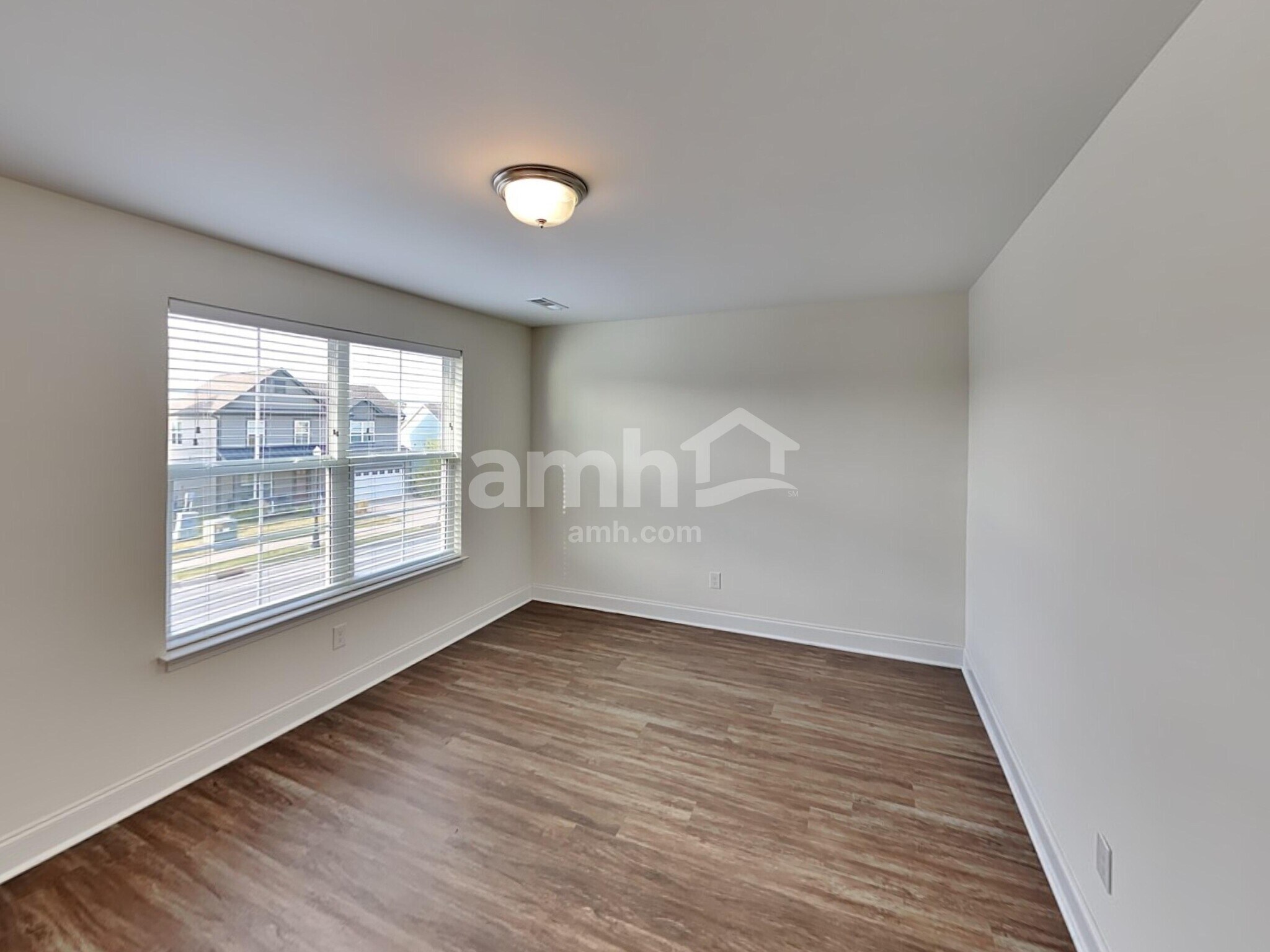 Building Photo - 5107 Sunset Ridge Ln