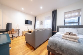 Building Photo - 317 E 75th St