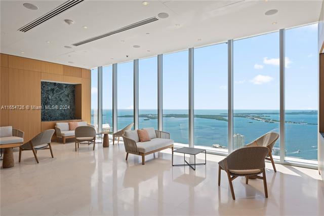 Building Photo - 300 Biscayne Boulevard Way