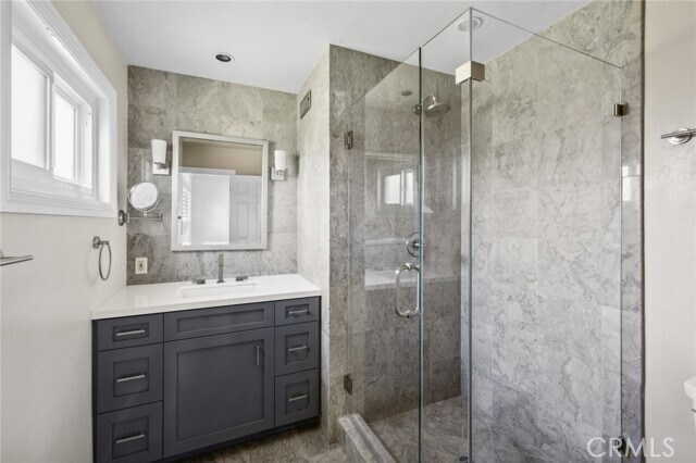 Building Photo - 1430 Mariners Dr