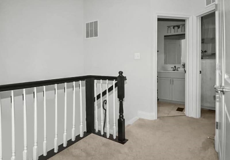 Building Photo - 551 Roszel Way