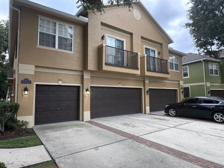 Building Photo - 1421 Pine Oak Trail