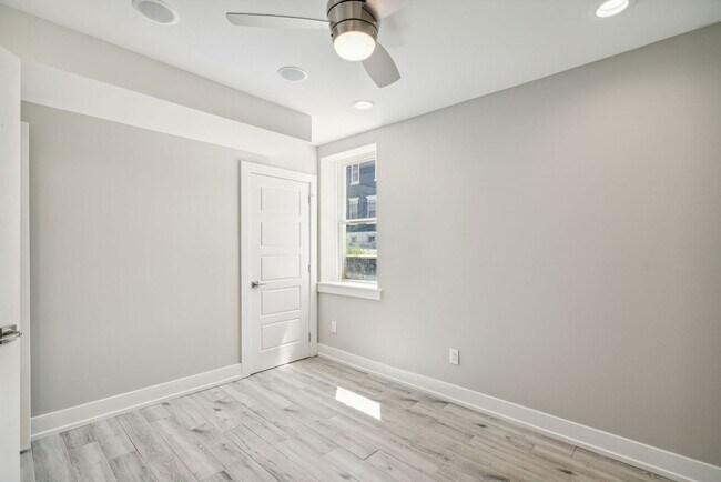 Building Photo - 2429 N 3rd St