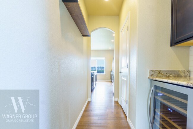 Building Photo - 10652 Abrams Dr