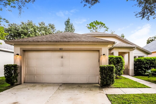 Building Photo - 665 Buckingham Dr