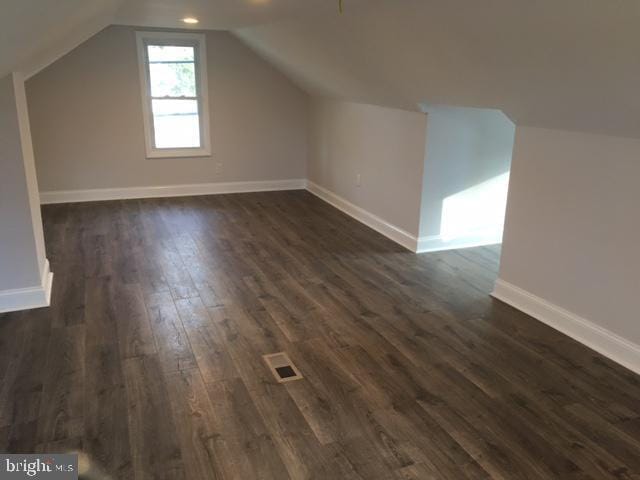 Building Photo - 215 Conard Ave