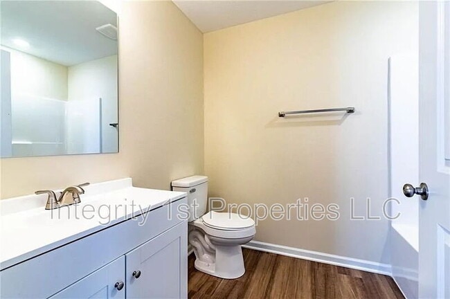 Building Photo - 1510 Park Ave