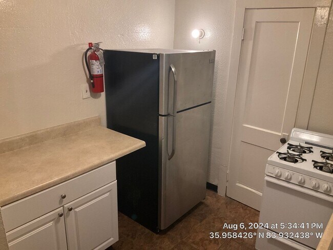 Building Photo - 1628 Clinch Ave