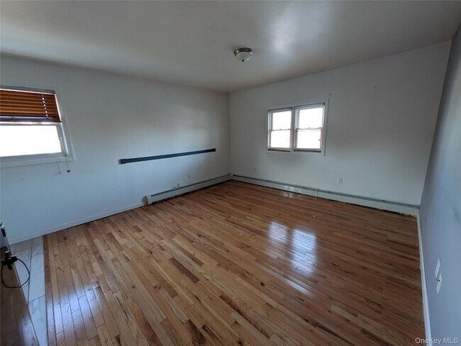 Building Photo - 20 Blauvelt Ave