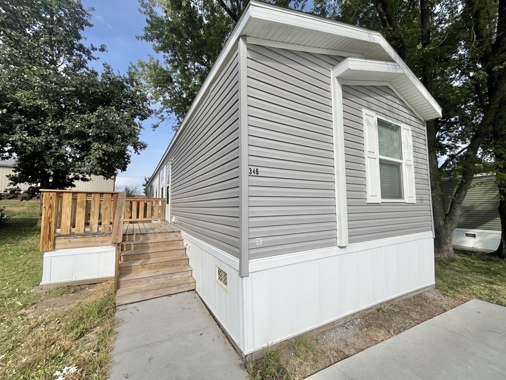 Building Photo - 3701 2nd St