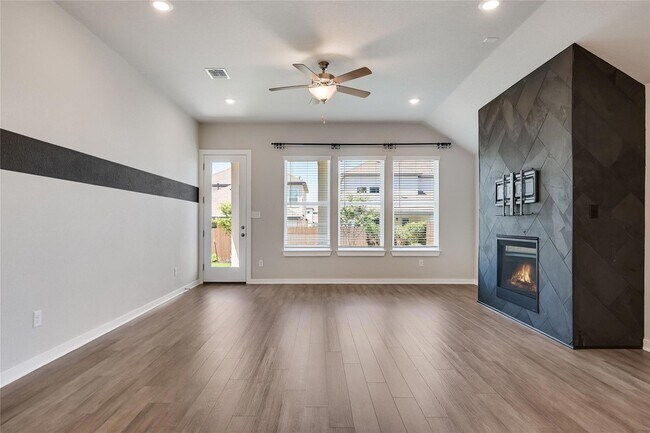 Building Photo - 4318 Frankfurt Ln