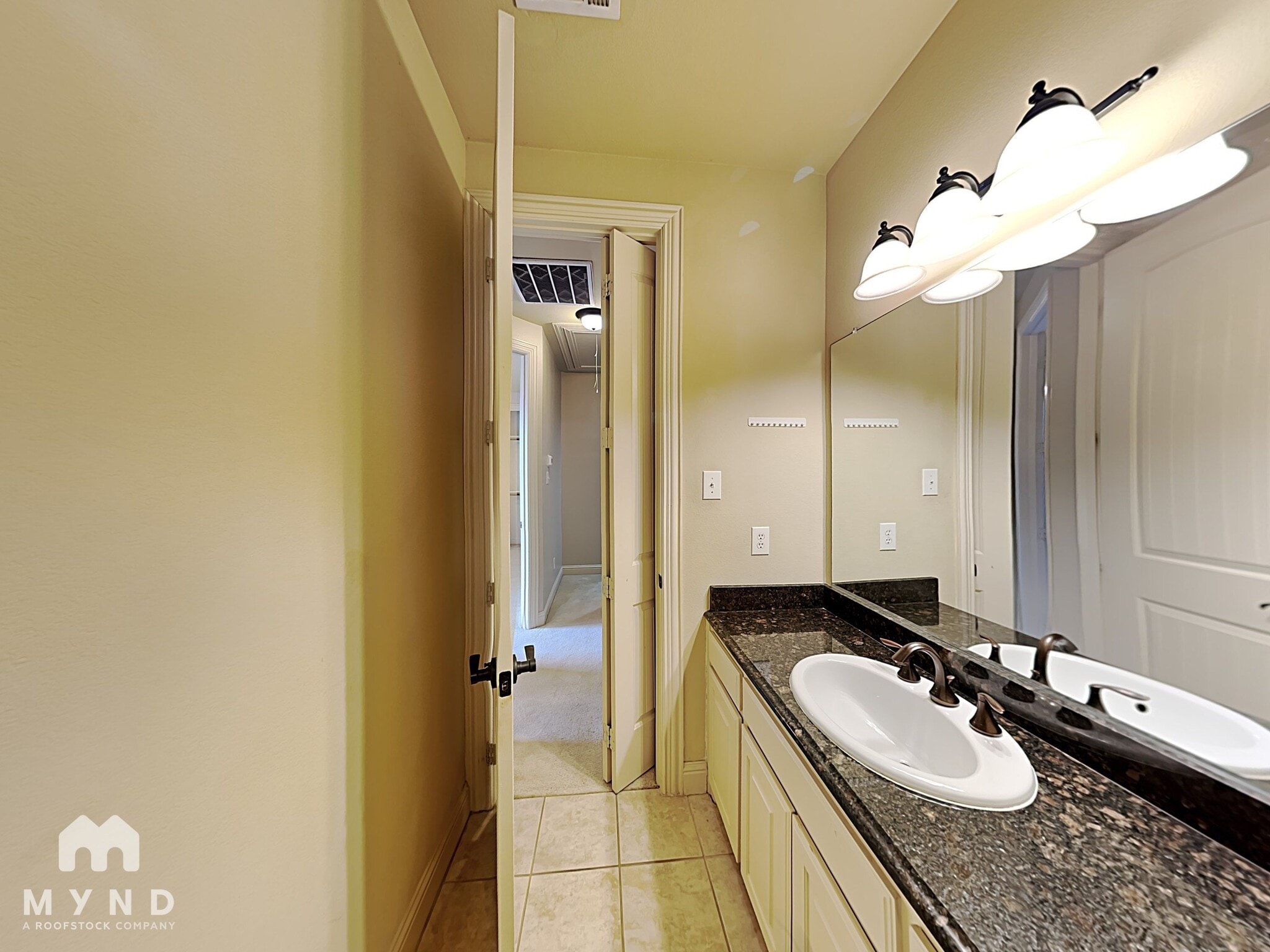 Building Photo - 2204 Apollonia Ln