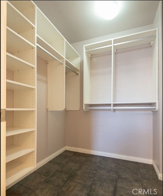 Building Photo - 28413 Casselman Ln