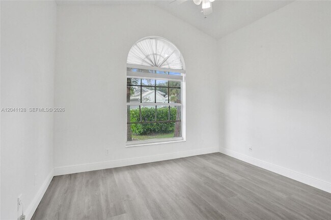 Building Photo - 6931 NW 34th St