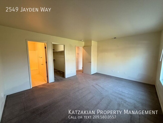 Building Photo - Single-Story 3-Bedroom 2-Bath North Stockt...