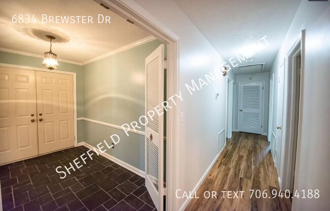 Building Photo - Beautiful home available today!