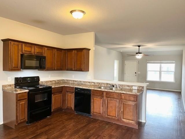 Building Photo - 864 NW Evans Cir